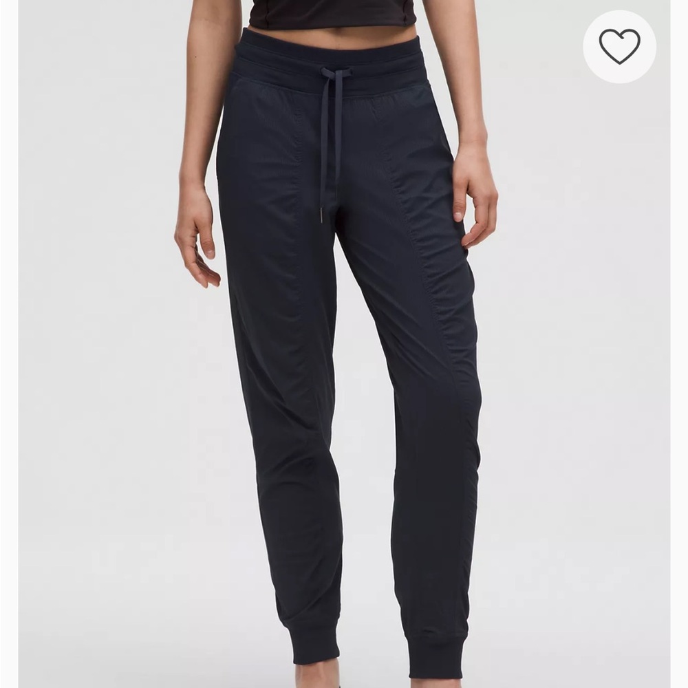 Lululemon Dance Studio Mid-Rise Jogger
Full Length